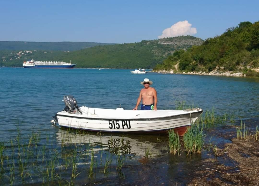 taxiboat-rent-a-boat-01